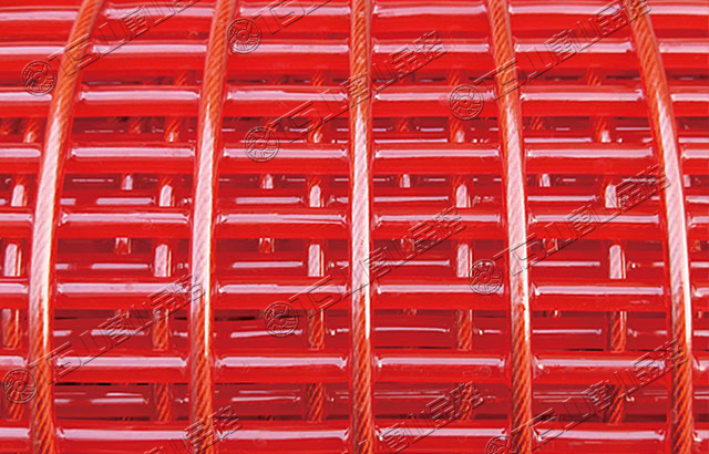 篩分設(shè)備選用聚氨酯篩網(wǎng)，高耐磨、壽命長