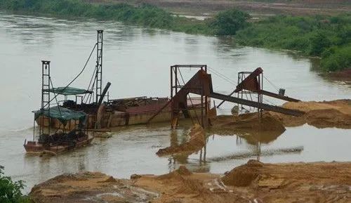 杜絕非法采砂，機(jī)制砂生產(chǎn)才是長久之道！