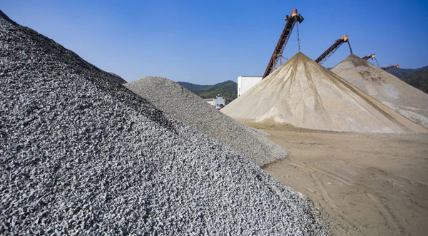 投資一家制砂廠(chǎng)能賺錢(qián)嗎？什么樣的制砂機(jī)生產(chǎn)效率高？