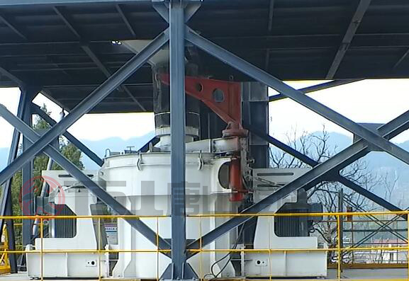 生產(chǎn)機(jī)制砂用什么設(shè)備比較好？推薦制砂選粉一體機(jī)