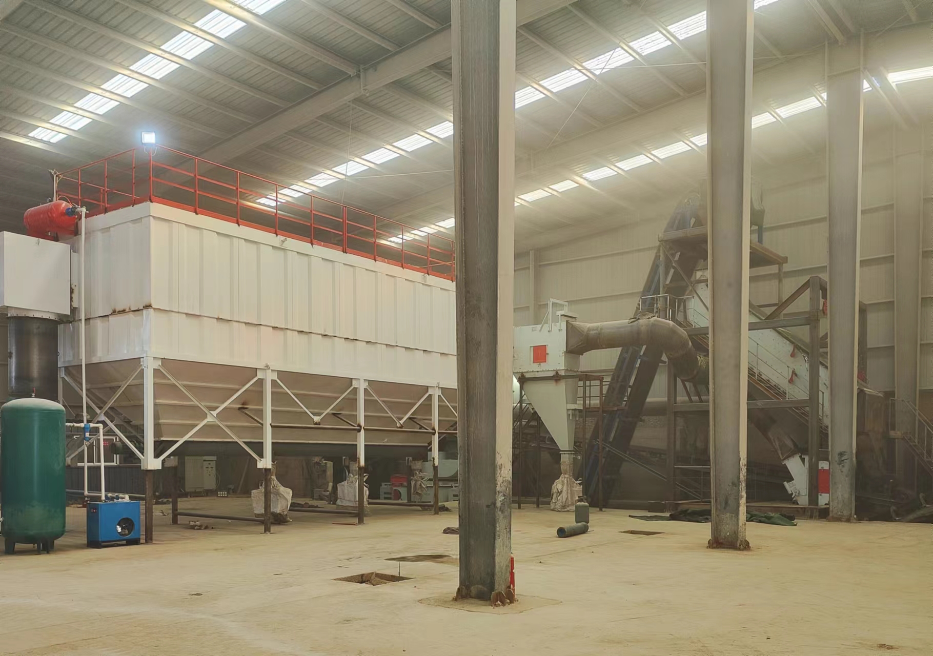 與平面制砂相比，干法制砂樓有哪些優(yōu)勢(shì)？