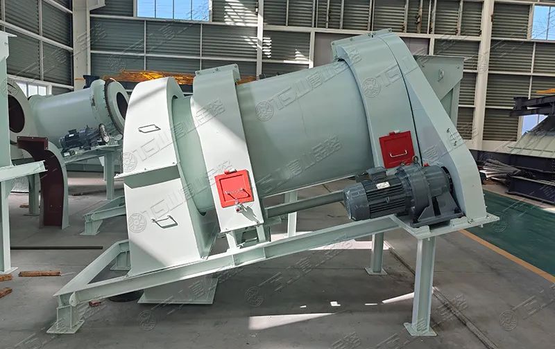 機制砂防離析、防揚塵，有經(jīng)驗的砂廠都在用加濕拌和機