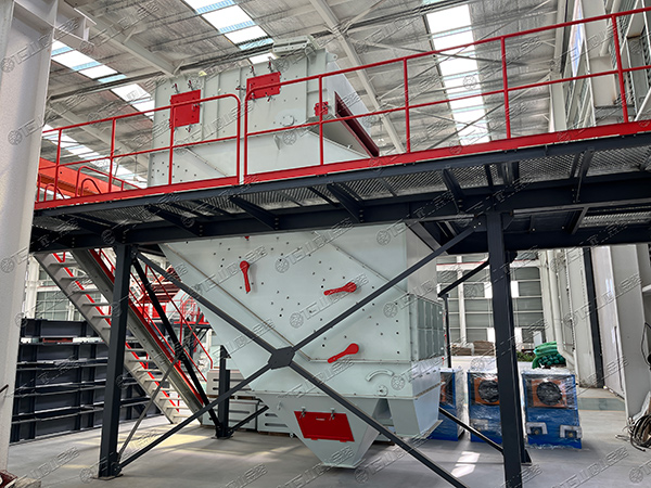 高頻篩，細物料篩分專家，效率高還不堵孔